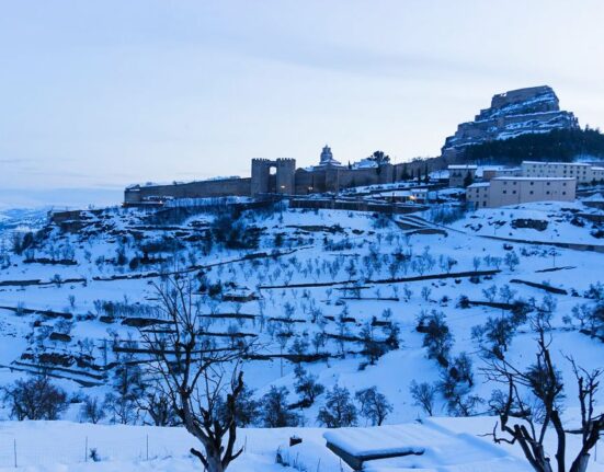 Nevadas en el interior de Valencia y Alicante