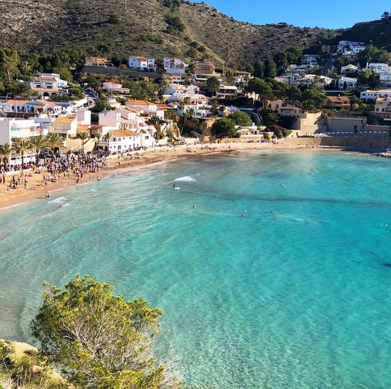 Teulada: Tesoro Cultural y Natural en la Costa Valenciana