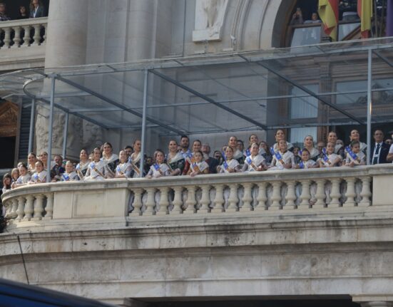 entradas mascleta balcon ayuntamiento